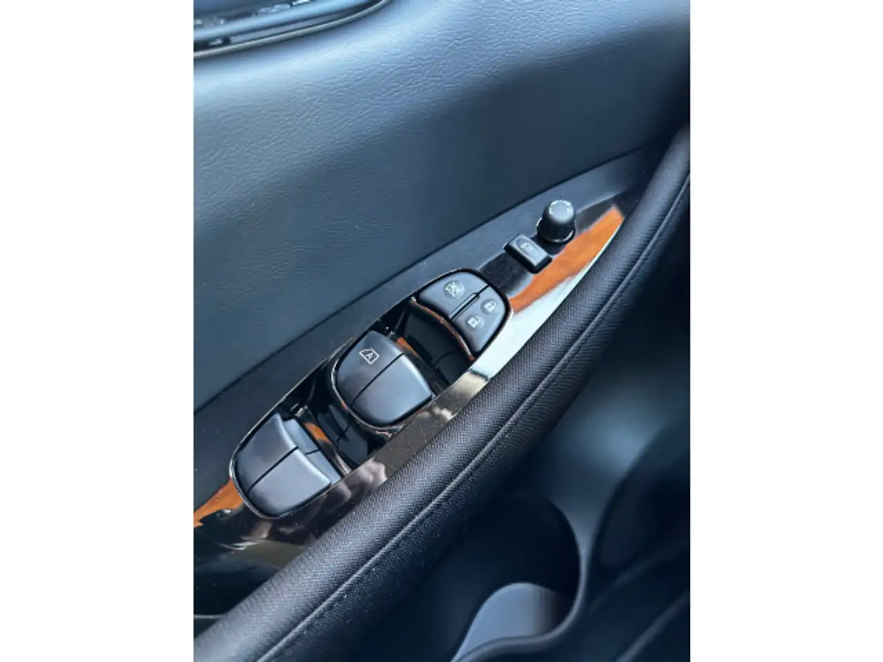 Nissan Leaf LEAF (ZE1) MY22 N-CONNECTA Winterpaket LED — معرض صور السيارة 18