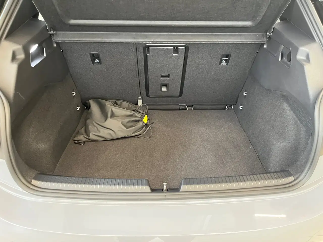 Volkswagen ID.3 Pro 62 kWh Standheizung LED+FernlichtAssist — Vehicle gallery 14