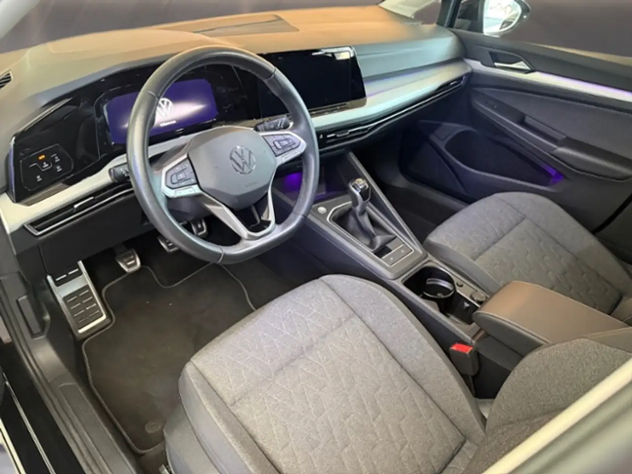 Volkswagen Golf VIII 1.0 TSI Move RFK ACC — Vehicle gallery 7