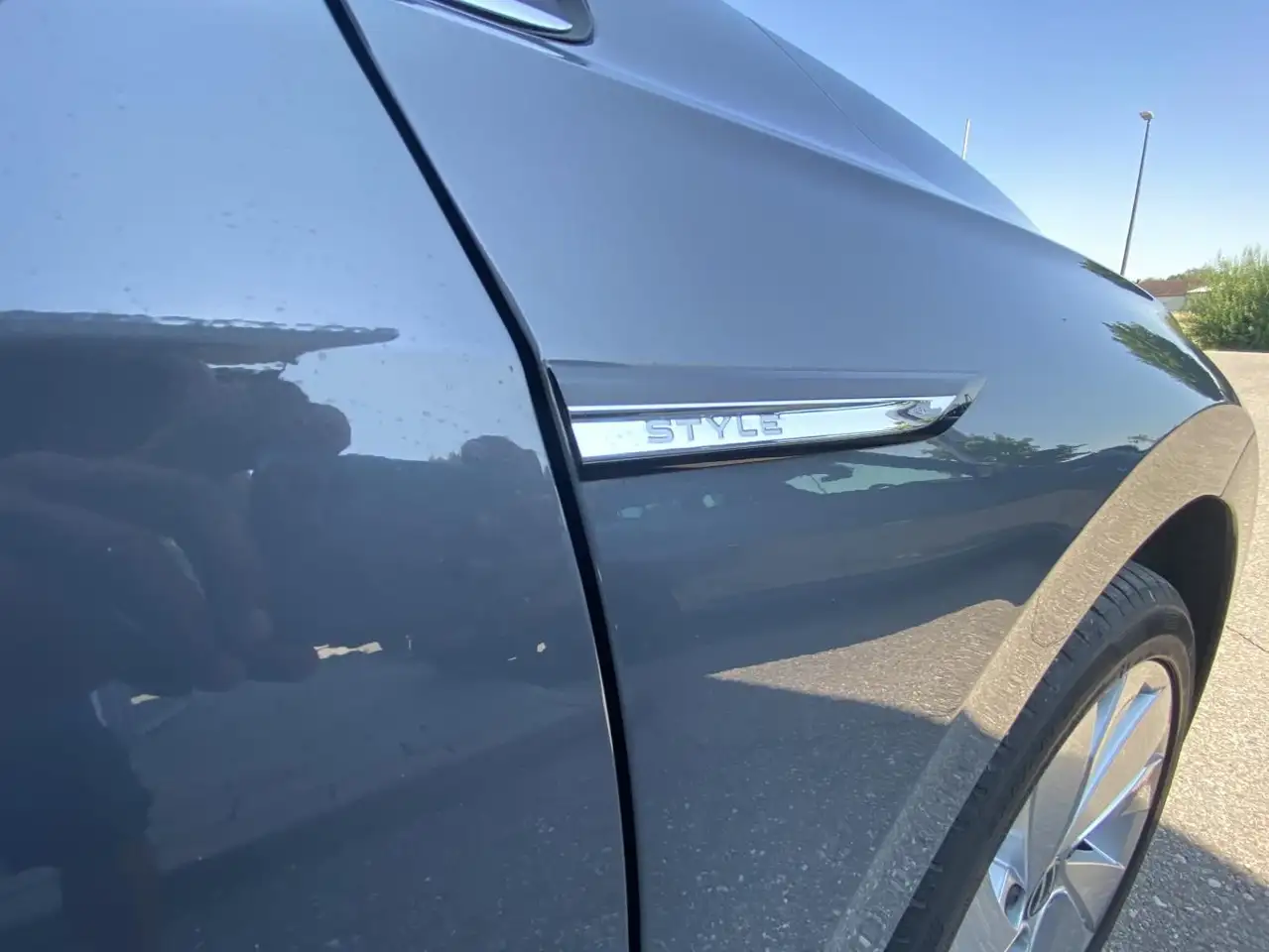Volkswagen Golf 1.5 TSI DSG STYLE APP-CONNECT+ACTIVE-INFO+L — Vehicle gallery 18