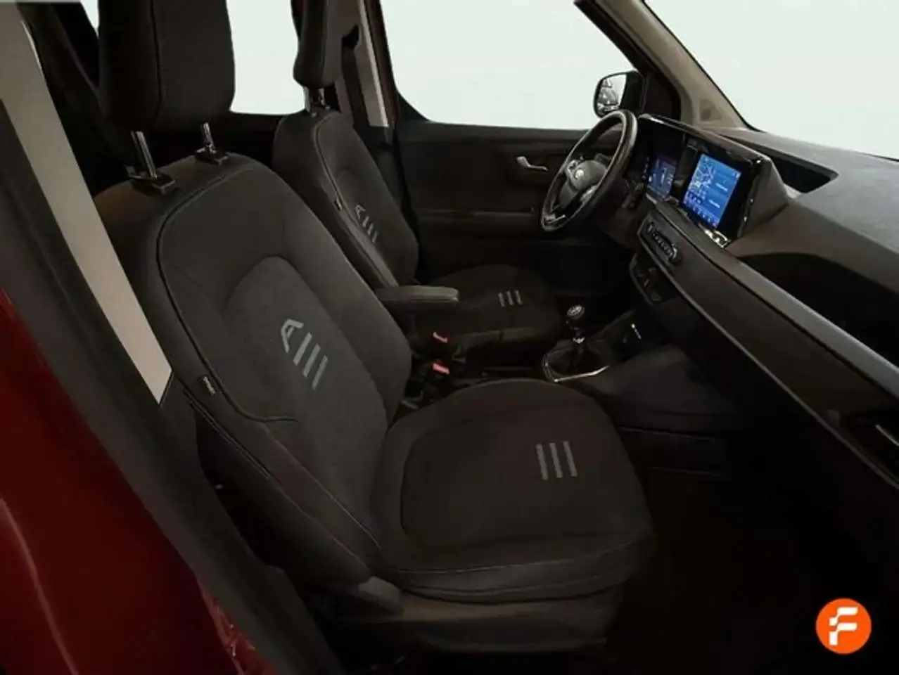 Ford Tourneo Courier 1.0 Ecoboost Active — معرض صور السيارة 14