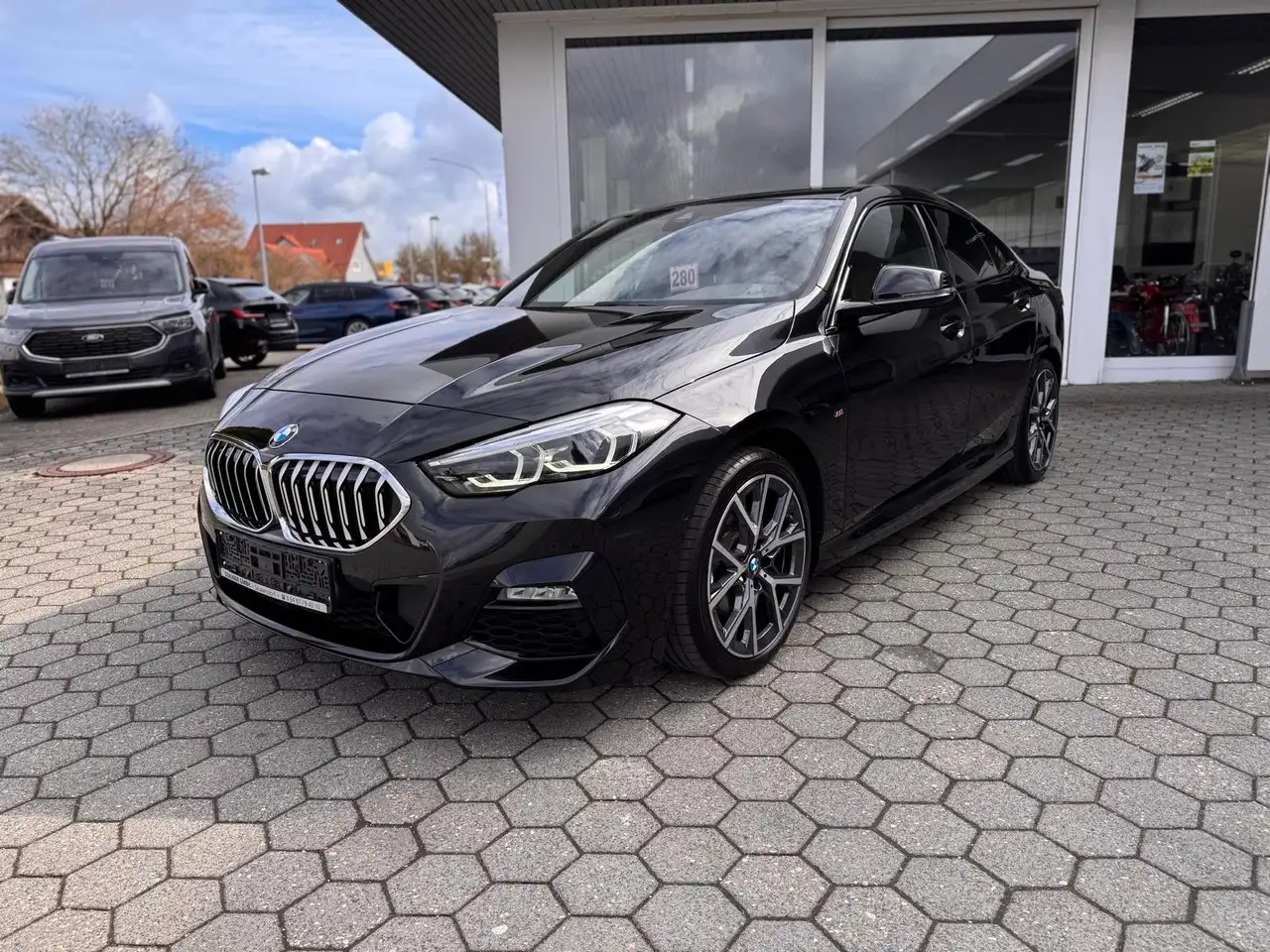 BMW Sonstige 218i Gran Coupe M-Sport KAMERA ABSTANDSTEMP NAVI — معرض صور السيارة 7