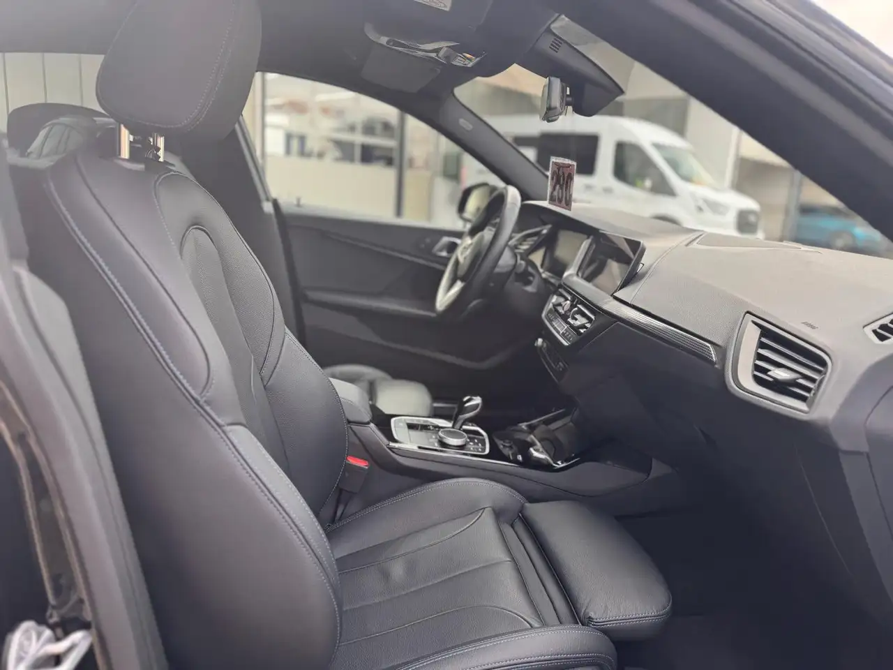BMW Sonstige 218i Gran Coupe M-Sport KAMERA ABSTANDSTEMP NAVI — معرض صور السيارة 24