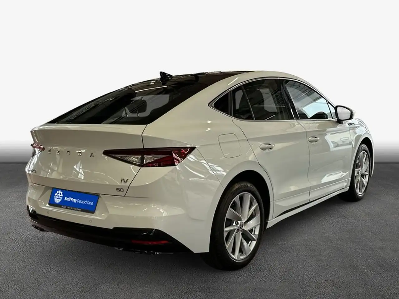 Skoda Enyaq Coupe 60 Pano Navi — معرض صور السيارة 2