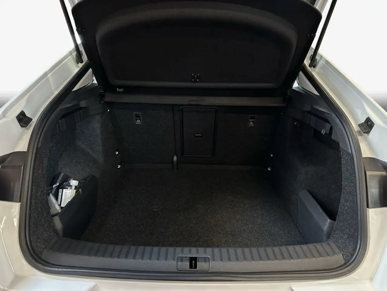 Skoda Enyaq Coupe 60 Pano Navi — معرض صور السيارة 9