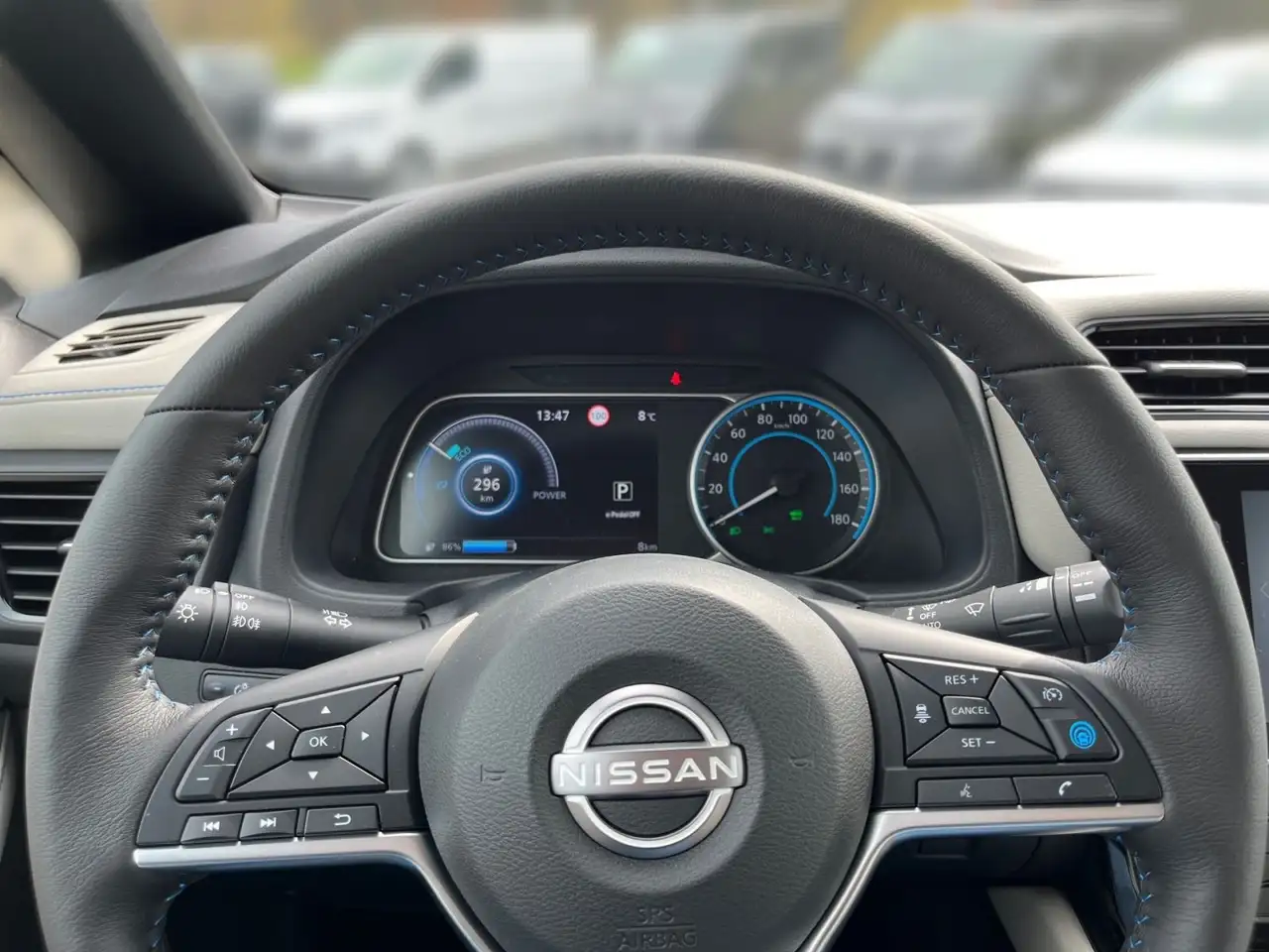 Nissan Leaf Tekna e+ 59kWh Pro Pilot, Parklenkassisten — معرض صور السيارة 9
