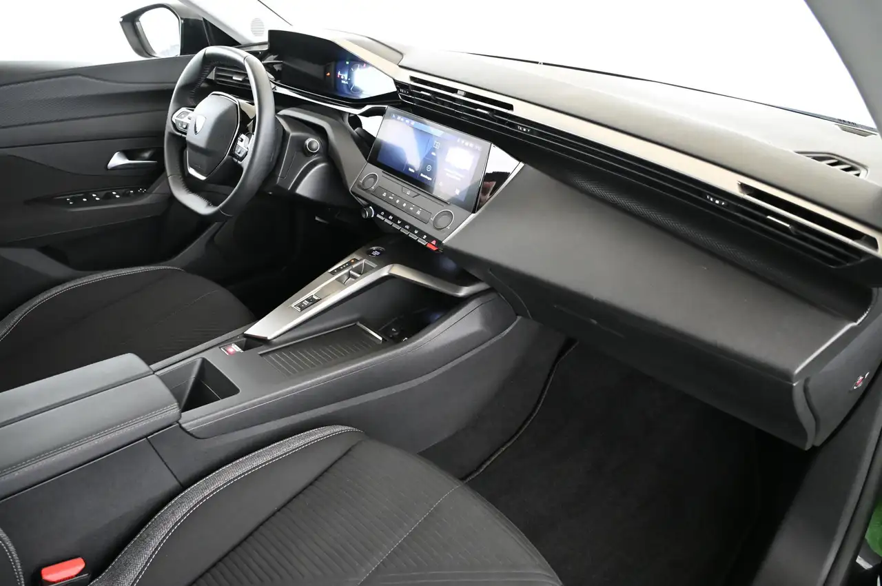 Peugeot 308 1.2 130 e-THP EAT8 Active-Pack LED/CAR-PLAY/ 16 — Galerie du véhicule 33