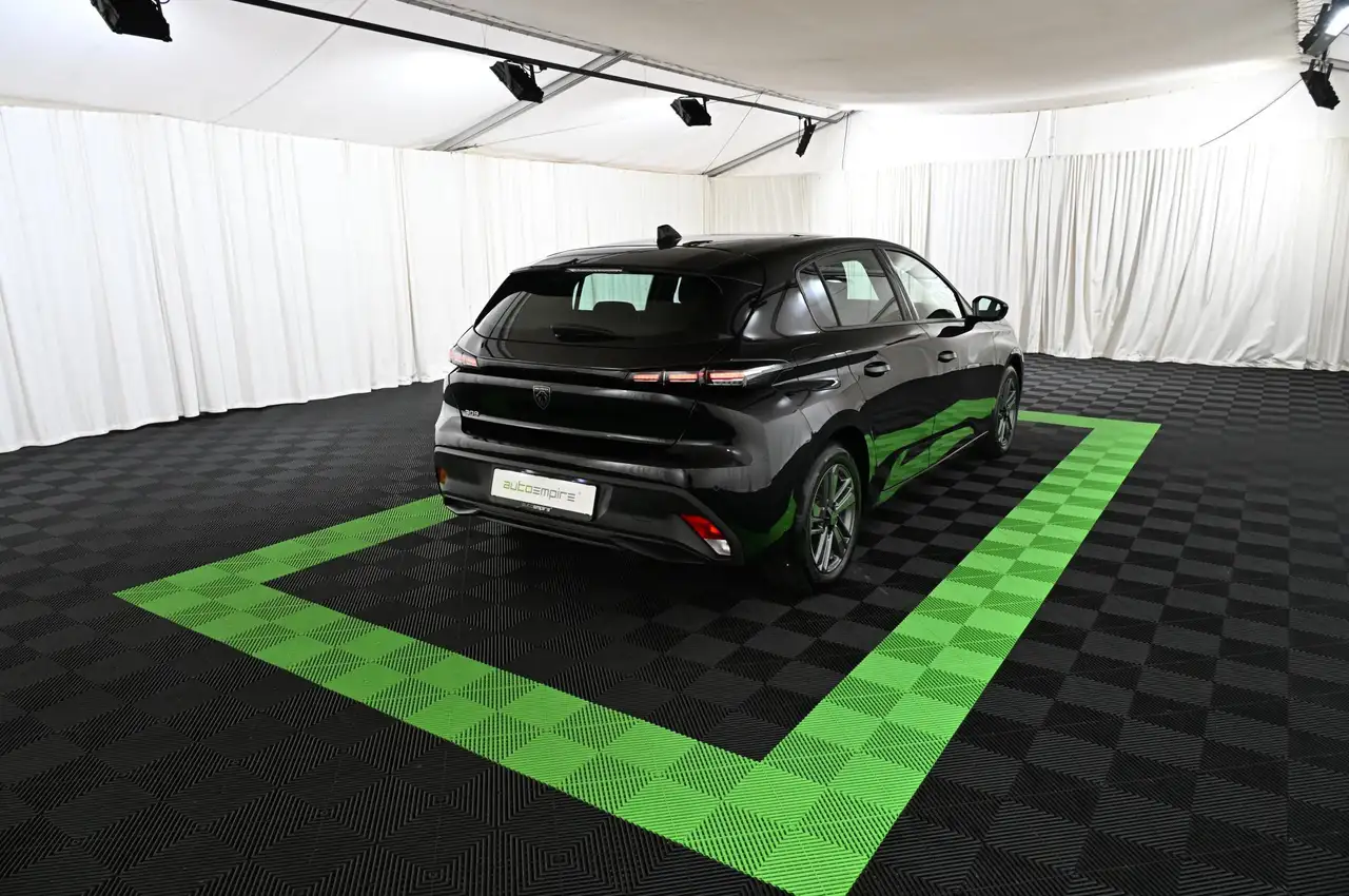 Peugeot 308 1.2 130 e-THP EAT8 Active-Pack LED/CAR-PLAY/ 16 — Galerie du véhicule 5