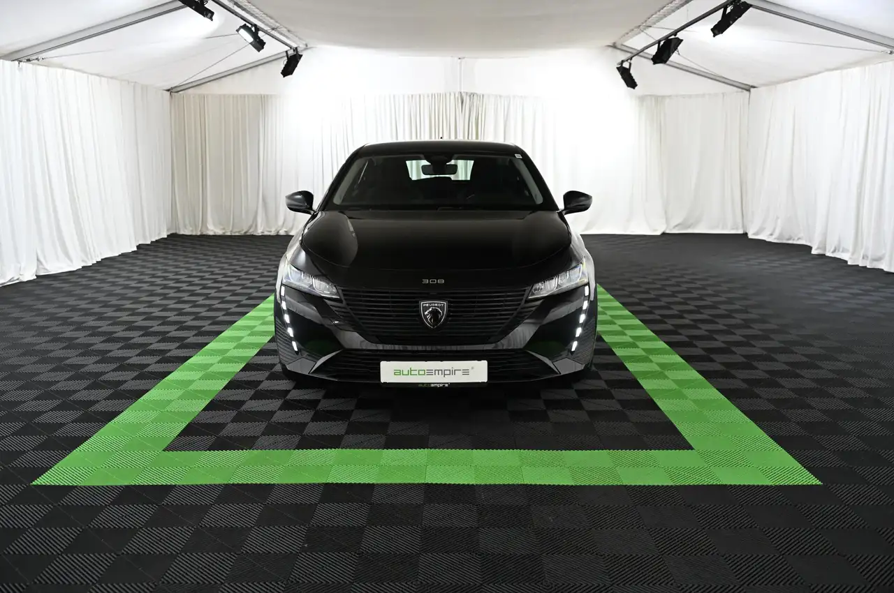 Peugeot 308 1.2 130 e-THP EAT8 Active-Pack LED/CAR-PLAY/ 16 — Galerie du véhicule 3