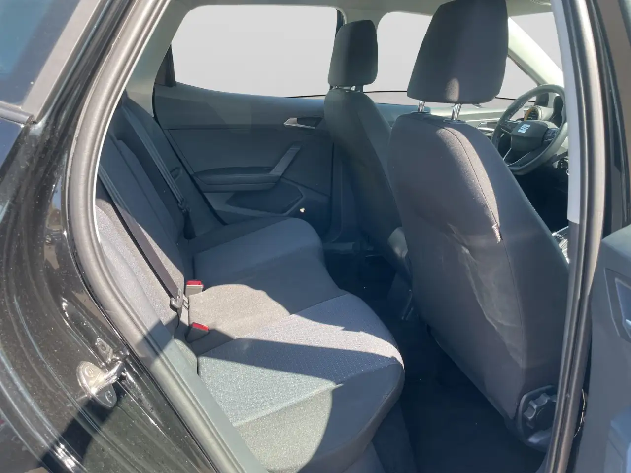 SEAT Arona Style Edition TSI DSG Navi SHZ Climatronic — معرض صور السيارة 15