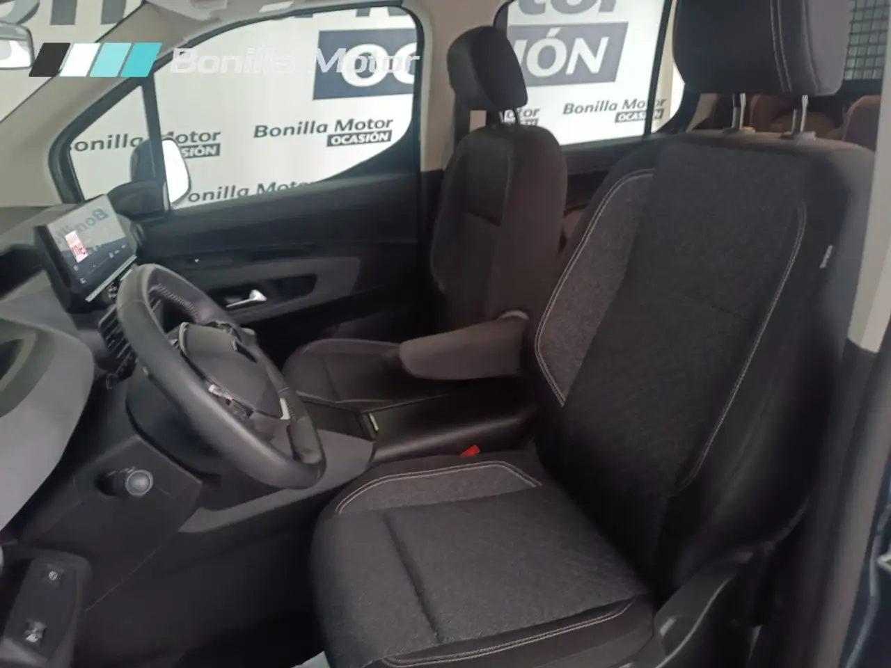 Peugeot Rifter 1.5 BLUEHDI 73KW ALLURE STANDARD 100 4P — معرض صور السيارة 19