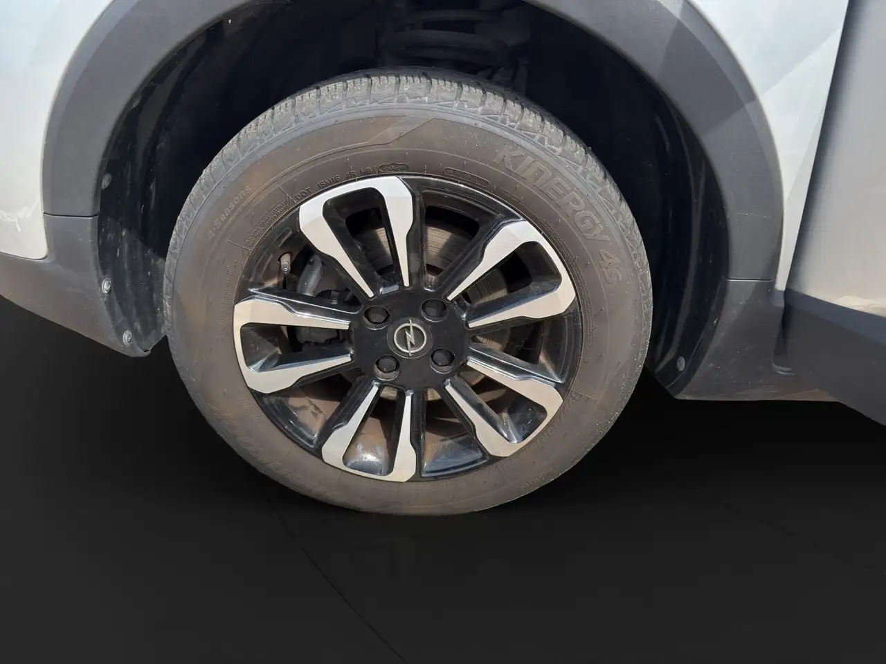 Opel Crossland Elegance 1,2 Turbo Navi+SHZ+LHZ+RFK+LED — Galería del vehículo 17
