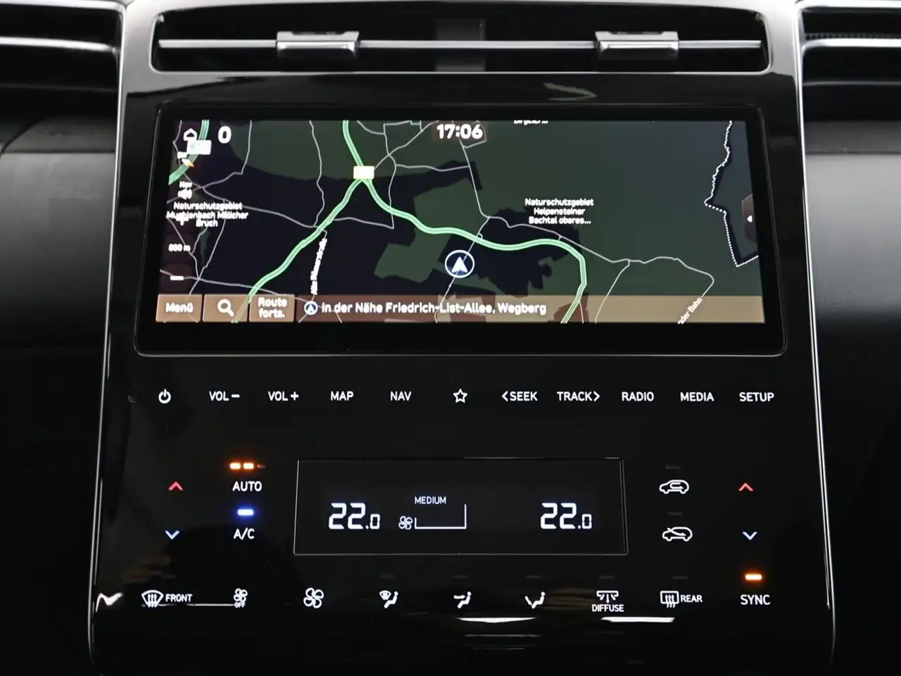 Hyundai TUCSON 1.6 T-GDI Select Navi|PDC|Kamera|DAB — Vehicle gallery 12