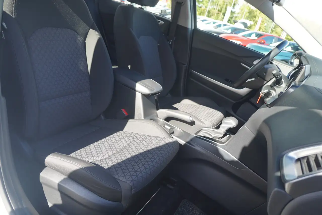 Kia Ceed SW / cee'd SW Ceed SW 1.5 T-GDI Spirit Sitzheizung Kamera PDC — Galerie du véhicule 13