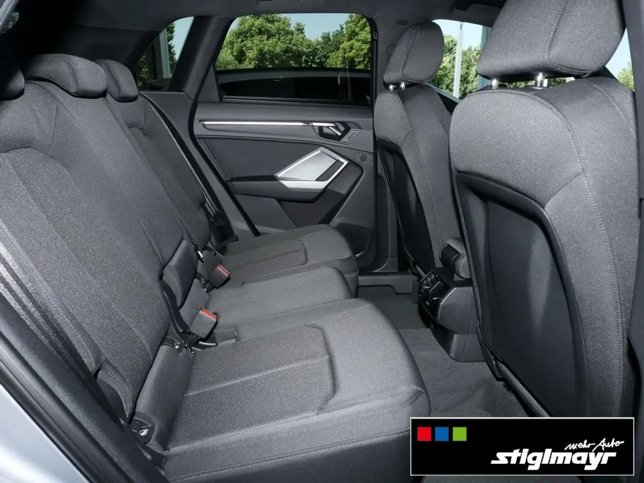 Audi Q3 advanced 35 TFSI S tronic Alu-19` AHK ACC — Galerie du véhicule 5