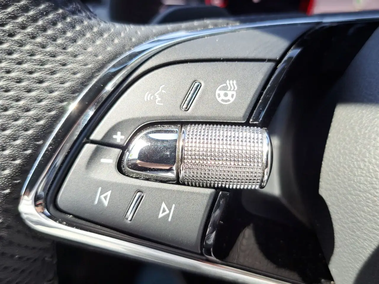 Skoda Kamiq Monte Carlo 1.5 TSI DSG Navi — Vehicle gallery 19