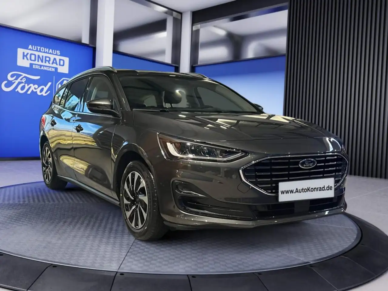 Ford Focus Turnier TITANIUM EDITION *Fahrerassistenz* — Galería del vehículo 17