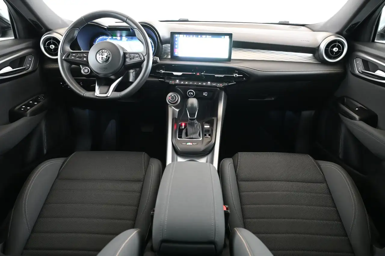 Alfa Romeo Tonale 1.3 PHEV 280 Q4 Ti LED/NAVI/ACC/KAMERA/18 — Galerie du véhicule 11