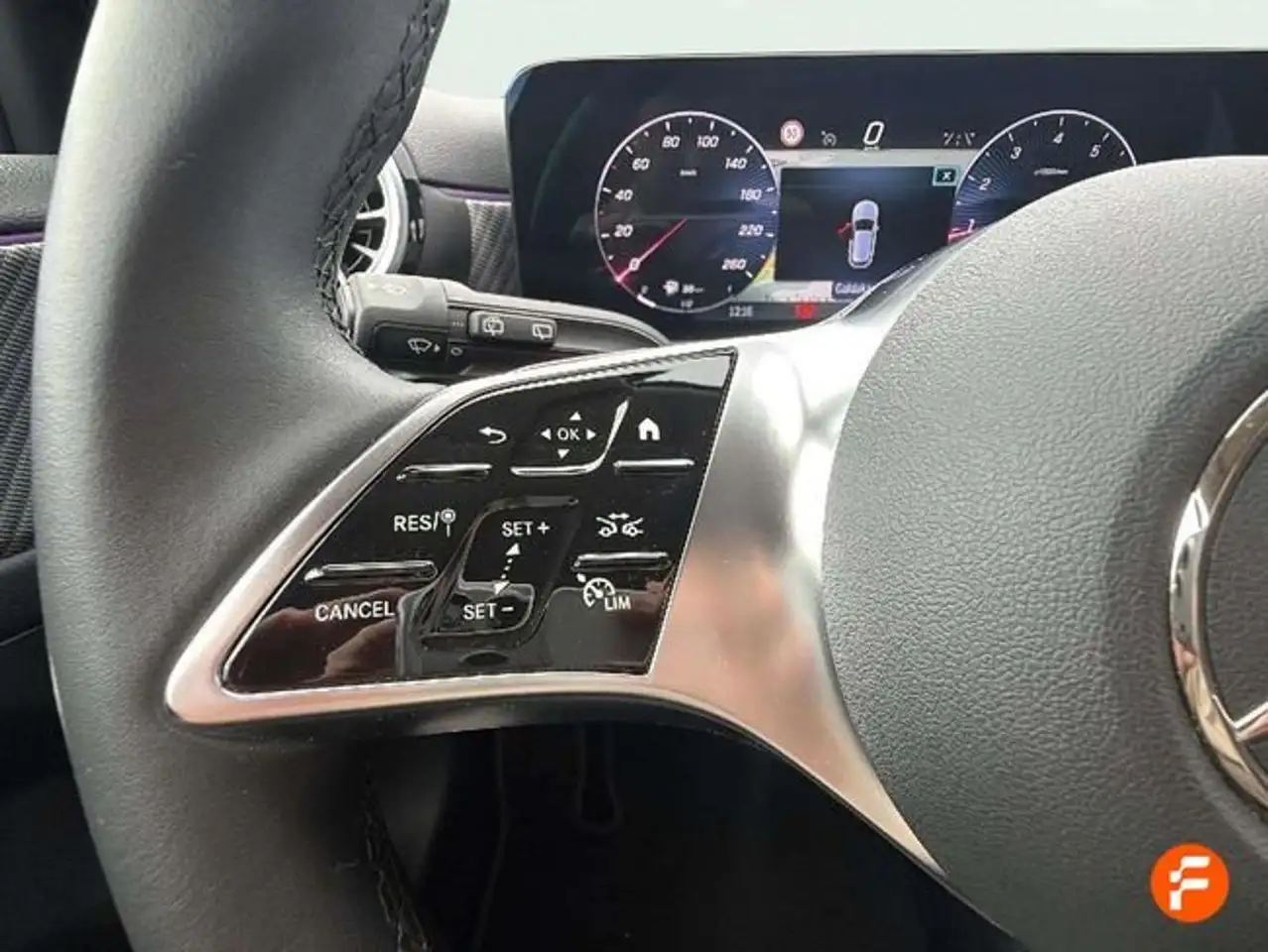 Mercedes-Benz A 180 — معرض صور السيارة 13