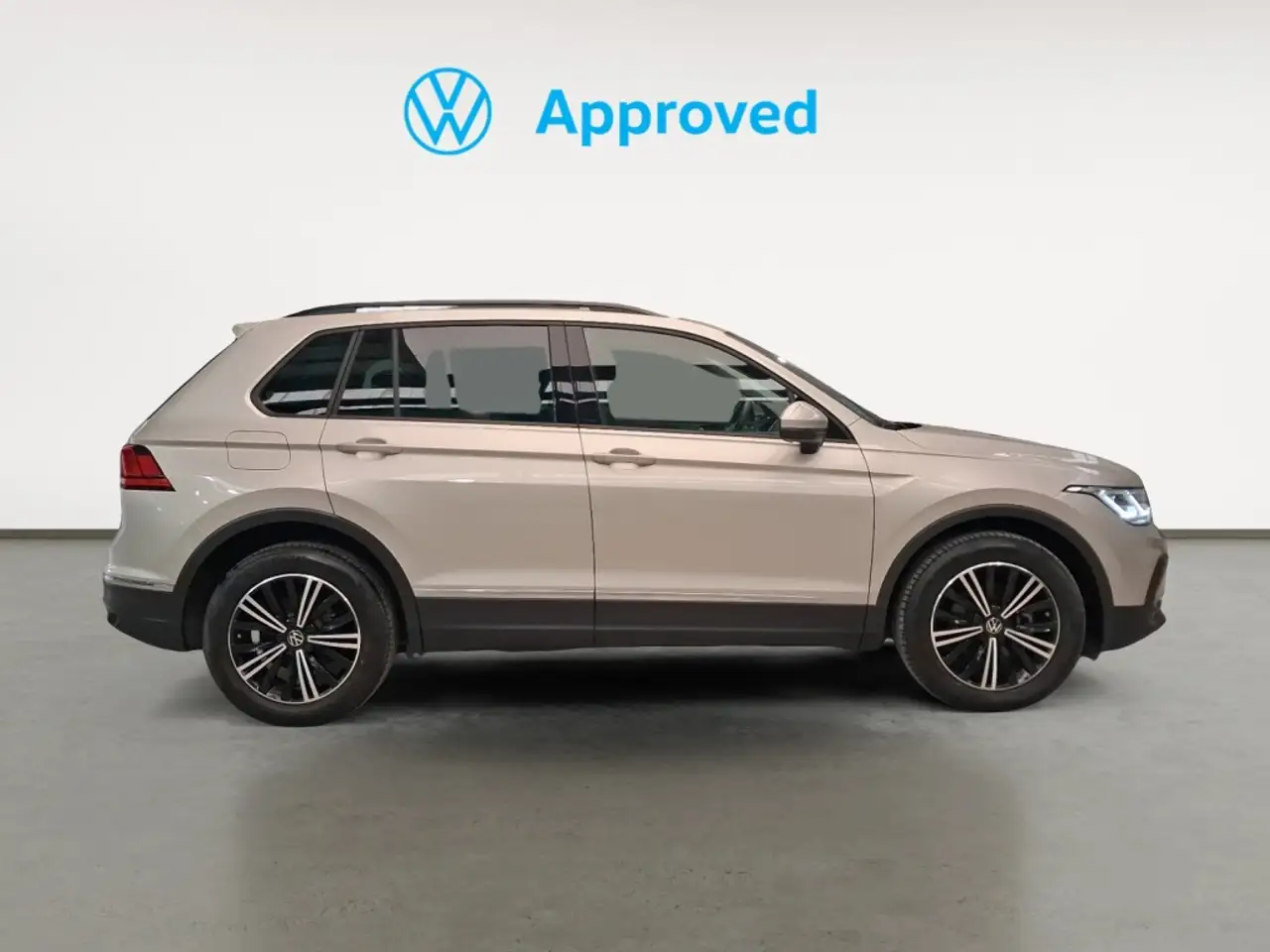 Volkswagen Tiguan TODOTERRENO 2.0 TDI 110KW LIFE 150 5P — معرض صور السيارة 3