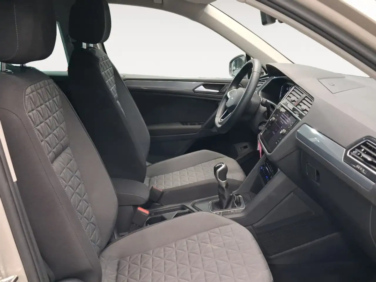 Volkswagen Tiguan TODOTERRENO 2.0 TDI 110KW LIFE 150 5P — معرض صور السيارة 5
