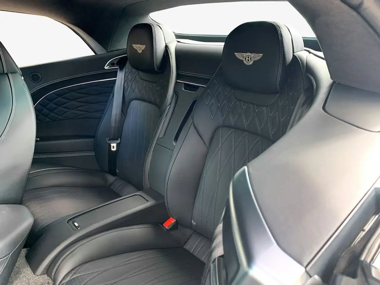 Bentley Continental GTC New Continental GTC V8 Azure — Galerie du véhicule 14