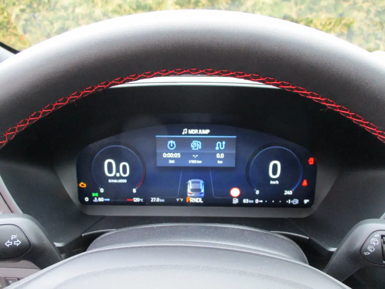 Ford Kuga 1.5 EcoBoost ST-LINE NAVI, KLIMAAUTOM., LED, AHK — معرض صور السيارة 16