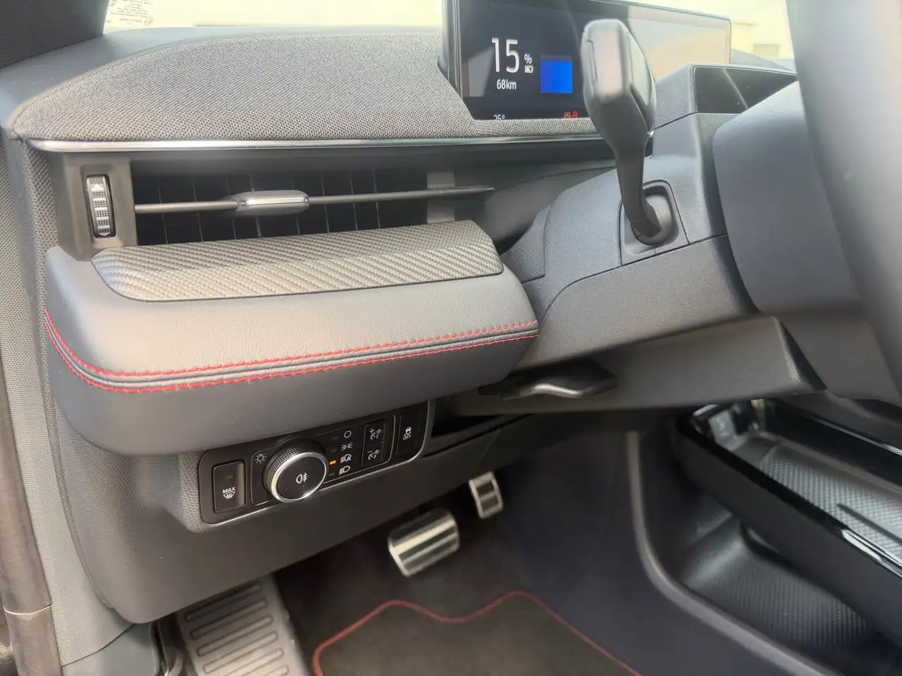 Ford Mustang Mach-E Premium 99kWh ACC+B&O+KAM360 — Vehicle gallery 17