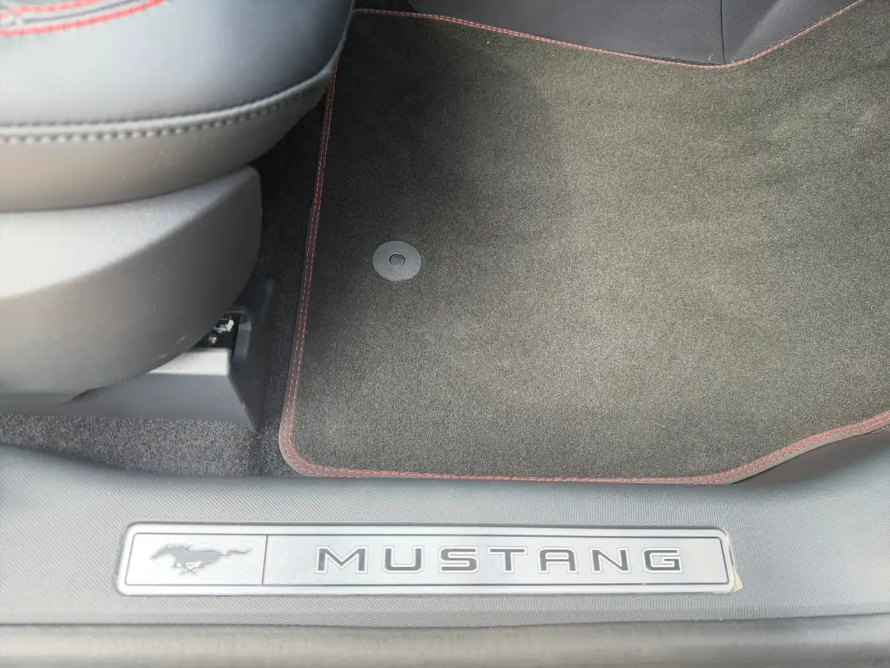Ford Mustang Mach-E Premium 99kWh ACC+B&O+KAM360 — Vehicle gallery 24