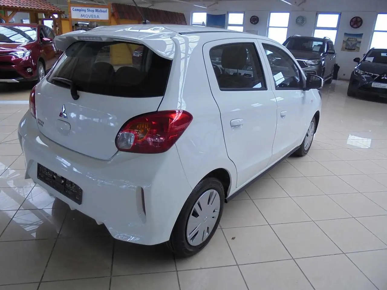 Mitsubishi Space Star 1.2 — Vehicle gallery 3