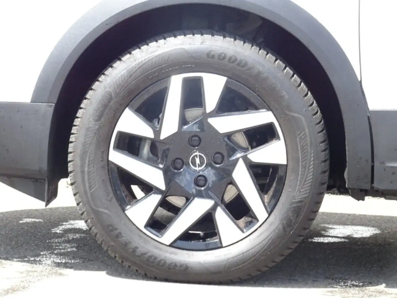 Opel Mokka Mokka GS / VIP BLITZ- Deal ! / NEU € 31.120,-- — Vehicle gallery 6