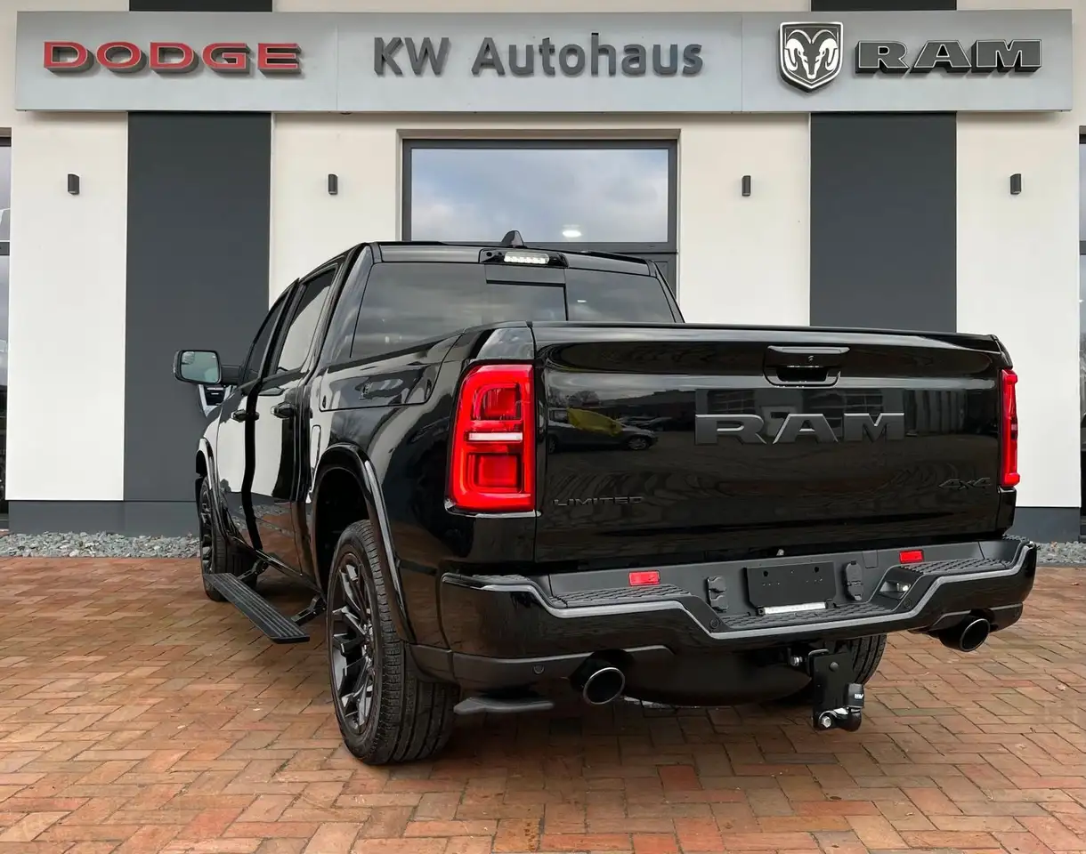 Dodge RAM 5 JAHRE GARANTIE Limited Night MY25 H/O LPG — معرض صور السيارة 4