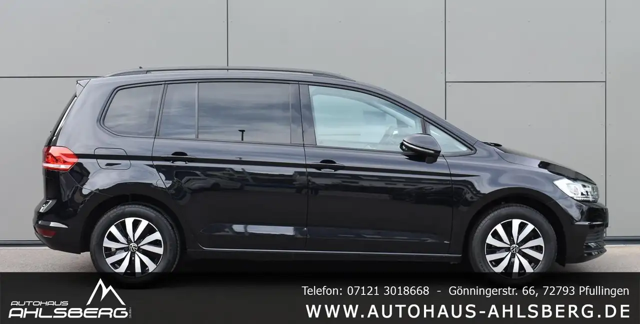 Volkswagen Touran COMFORT./ DIG.C/ACC/STAND./7SITZ/DAB/AHK/APP — معرض صور السيارة 5