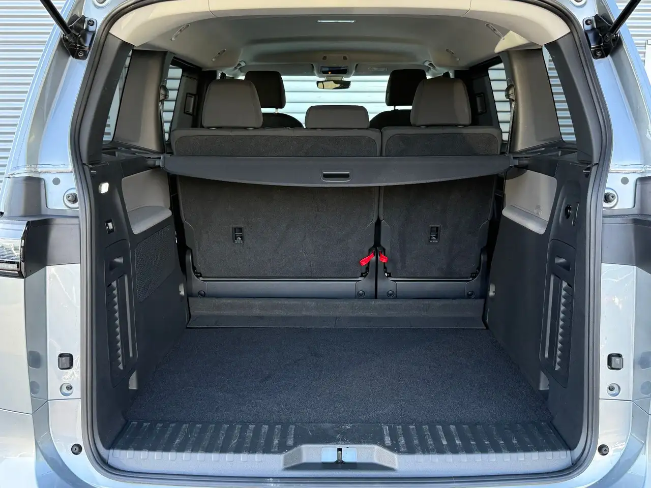 Volkswagen ID. Buzz 150kW Pro ACC AHK Navi LED Kamera SHZ — معرض صور السيارة 8