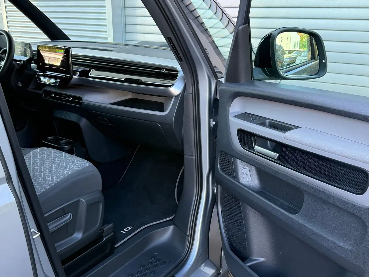 Volkswagen ID. Buzz 150kW Pro ACC AHK Navi LED Kamera SHZ — معرض صور السيارة 30