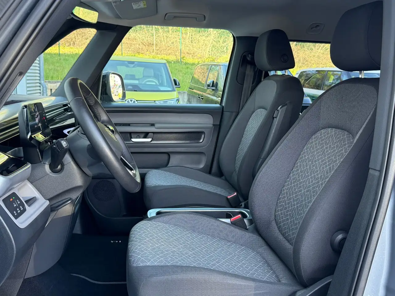 Volkswagen ID. Buzz 150kW Pro ACC AHK Navi LED Kamera SHZ — معرض صور السيارة 11