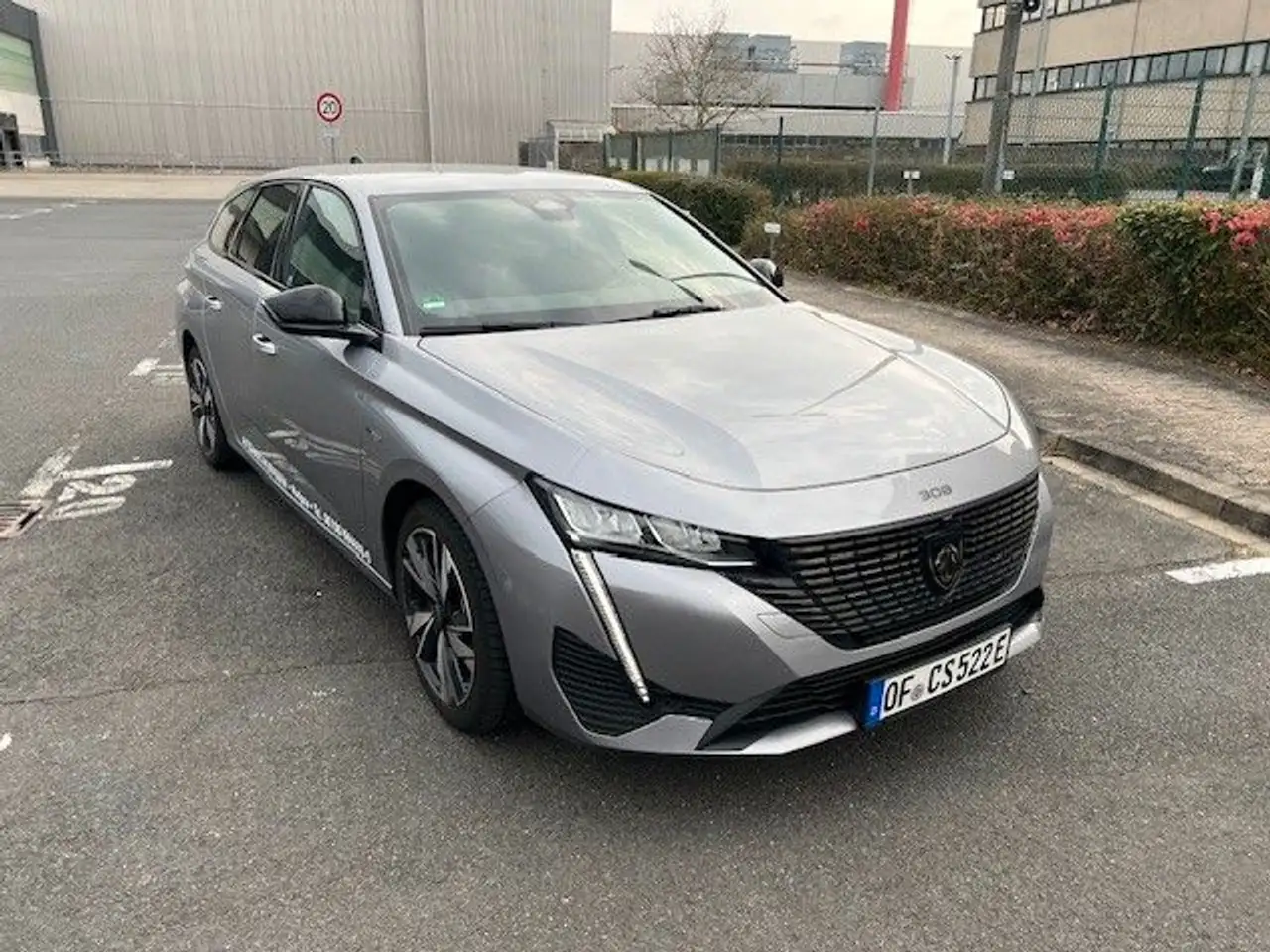 Peugeot 308 SW Hybrid 180 Allure Pack — Rodgau
