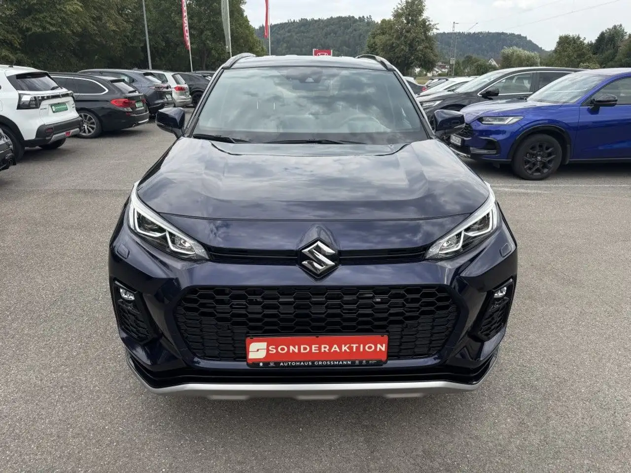 Suzuki Across Comfort+ PLUG-IN HYBRID — Vehicle gallery 9