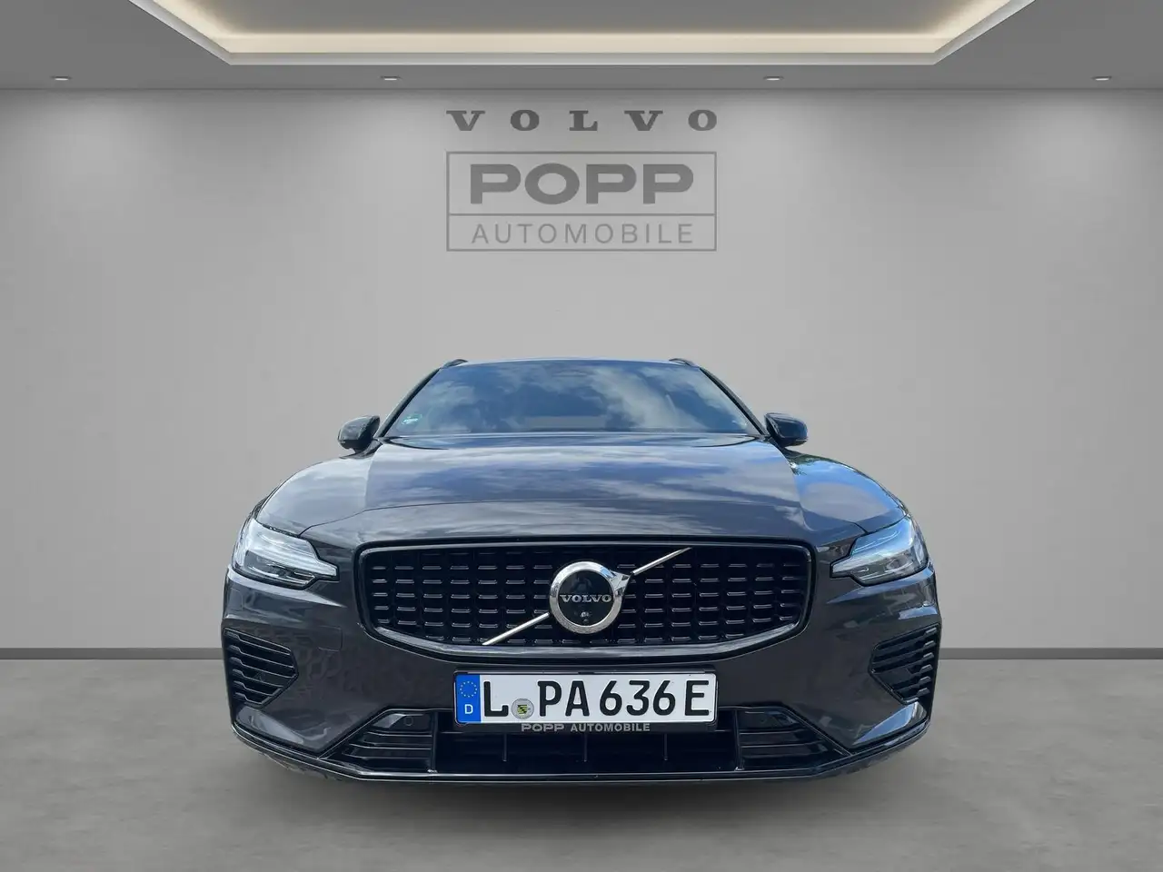 Volvo V60 T6 AWD Plus Dark 19" 360° ACC BLIS FHZ H/K — Galería del vehículo 8