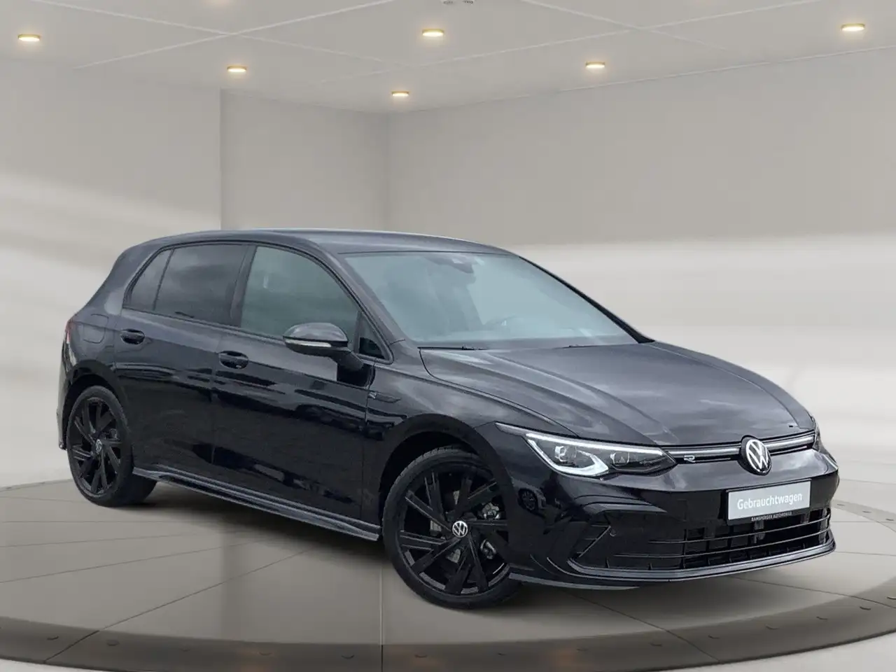 Volkswagen Golf VIII 1.5 eTSI DSG R-Line AHK ACC Standh.LE — Galerie du véhicule 6