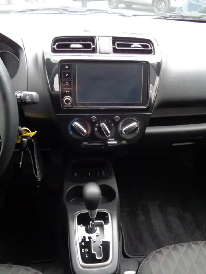 Mitsubishi Space Star Select+ 1.2 MIVEC ClearTec CVT-Autom. — Galerie du véhicule 9