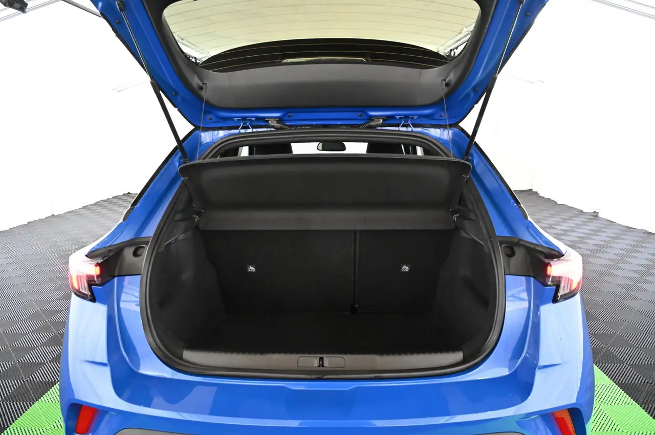 Opel Mokka 1.2 136 Ultimate LED/NAV-Pro/Black-Pack/18 — Galería del vehículo 36