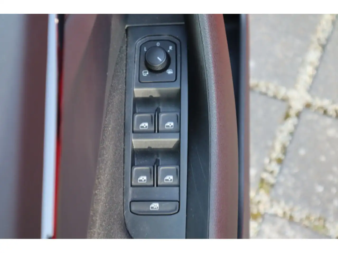 Skoda Kamiq 1.5 TSI Selection — Vehicle gallery 4