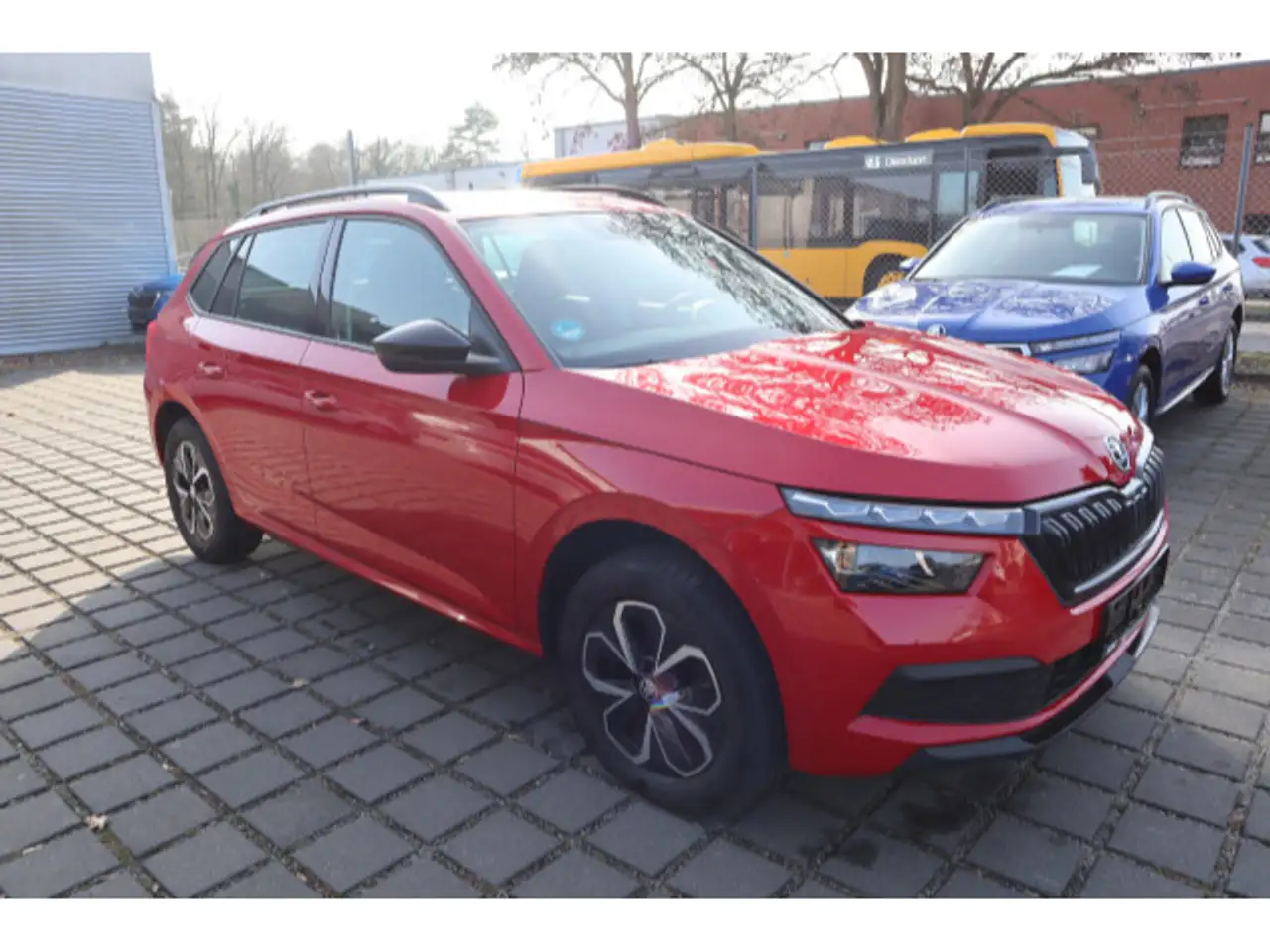Skoda Kamiq 1.5 TSI Selection — Vehicle gallery 11