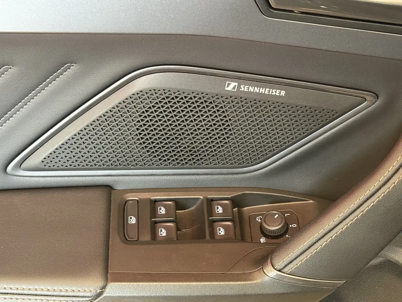 CUPRA Leon Edge*Sennheiser*ACC*dig.Cockpit*CAM*SHZ*LED — معرض صور السيارة 23
