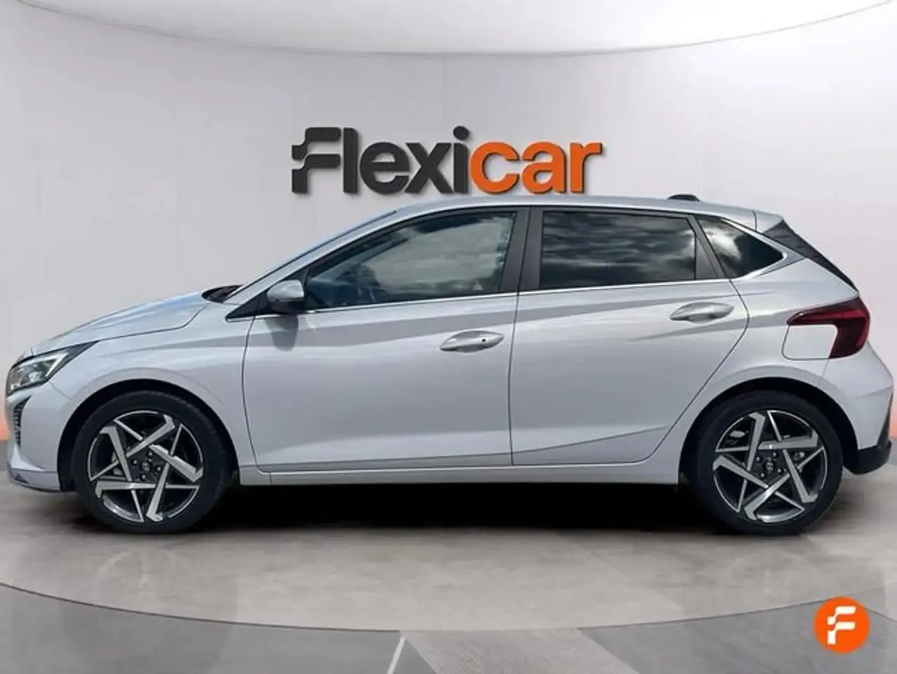 Hyundai i20 1.0 TGDI 48V Tecno — معرض صور السيارة 3