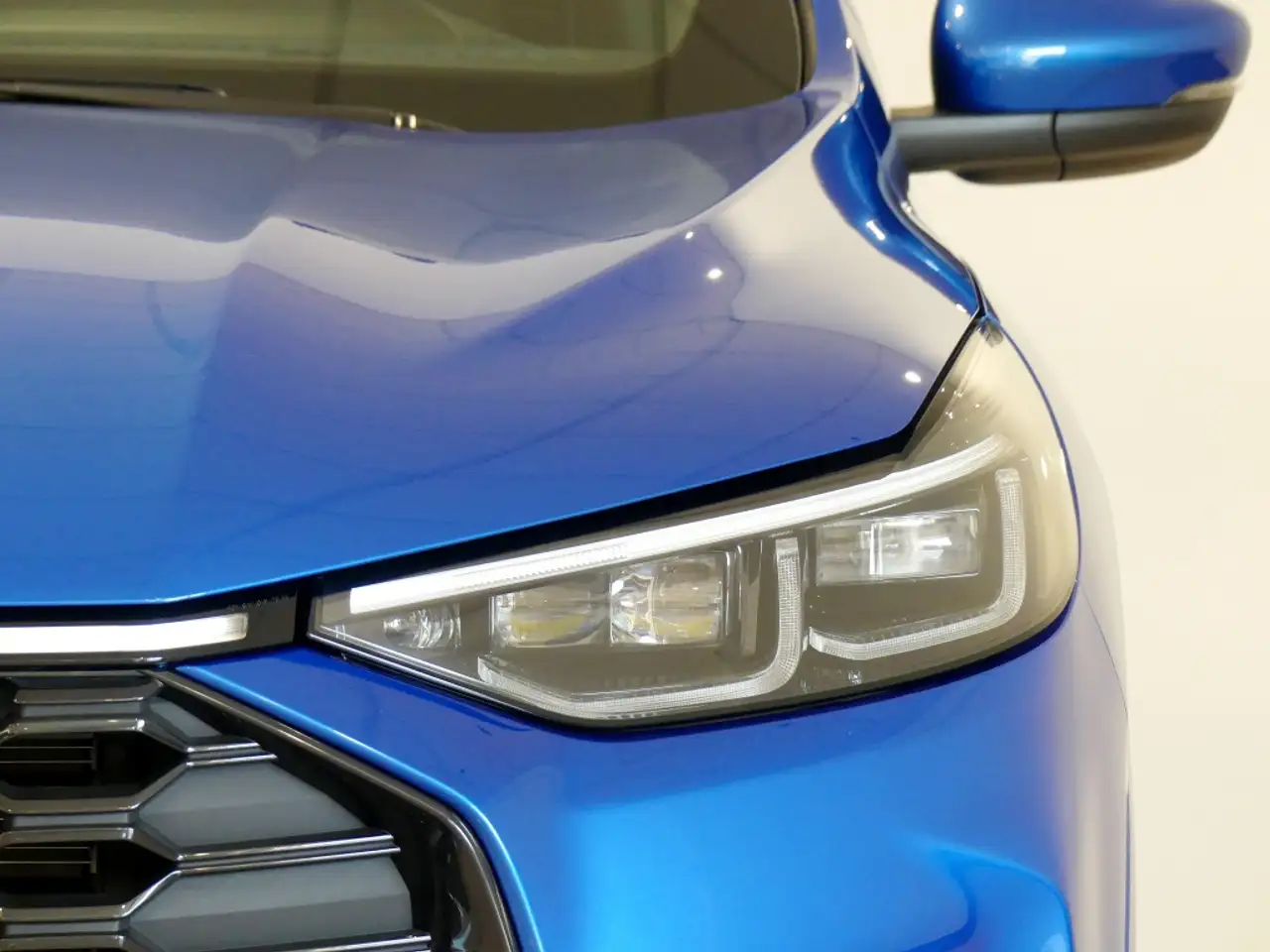 Ford Kuga 2.5 PHEV ST-LINE AUTO 243CV 5P — معرض صور السيارة 11