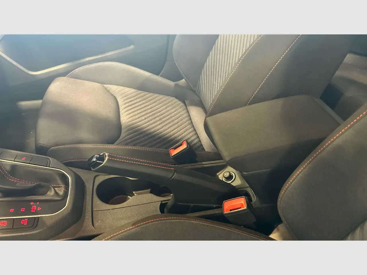 SEAT Ibiza 1.5 TSI 110kW DSG FR 40 Aniversario — Vehicle gallery 24