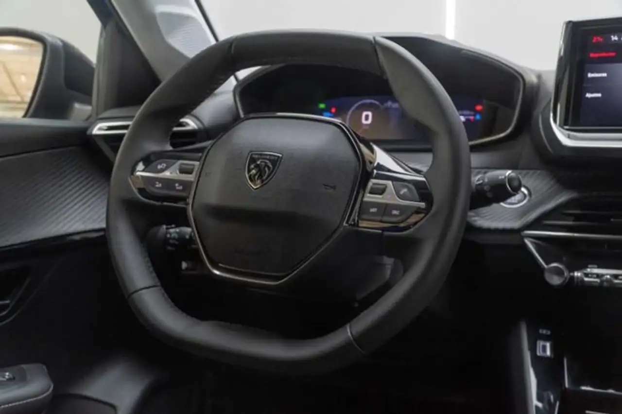 Peugeot 208 1.2 Puretech S&S Allure 100 — Galería del vehículo 11