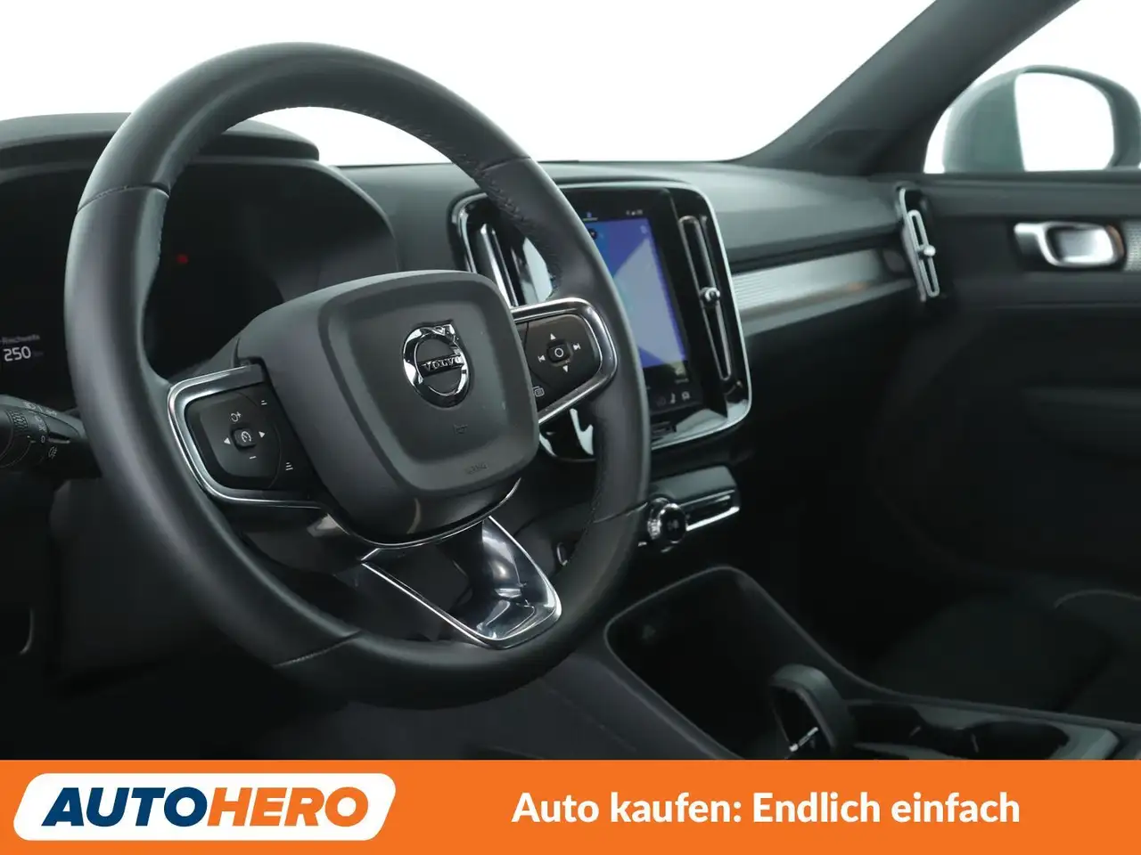 Volvo XC40 2.0 B3 Mild-Hybrid Core 2WD Aut.*LED*NAVI*TEMPO* — Galería del vehículo 11
